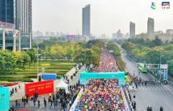 2023COLMO环蠡湖半程马拉松即将鸣枪起跑，万千菁英在奔跑中尽享理享生活